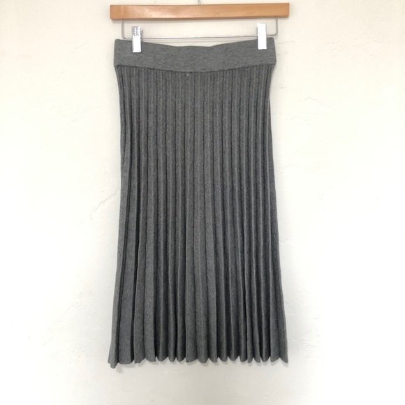 Modern Citizen Pleated Pull On Knit Skirt - Picture 5 of 7